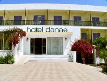 Danae Hotel Aegina Экстерьер фото